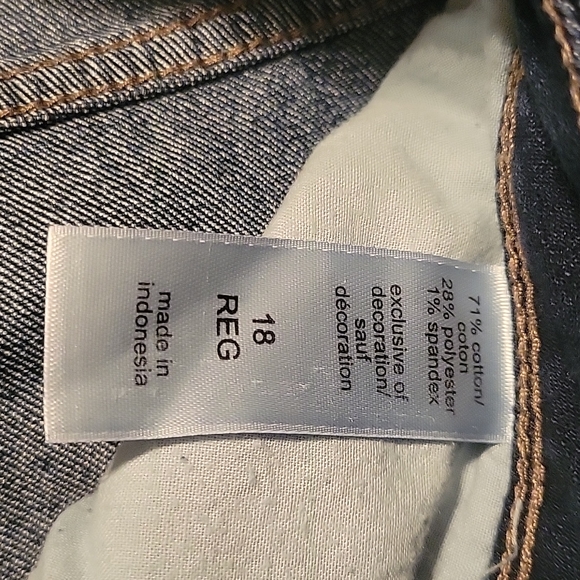 4 pairs of maurices pants. - Picture 7 of 10